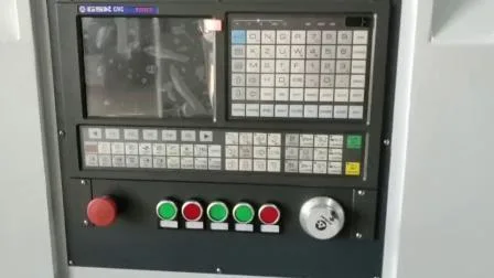 Tornio CNC automatico a base piana orizzontale, economico e di alta precisione per la lavorazione dei metalli